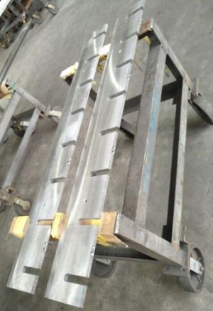 มีดปอกเปลือกไม้อัด